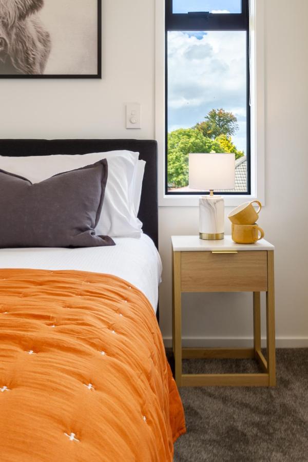 Riccarton 2 Bed 1 Bath W/Garage Apartment Christchurch Exterior photo